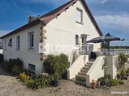 maison 6 pièces 198 m²