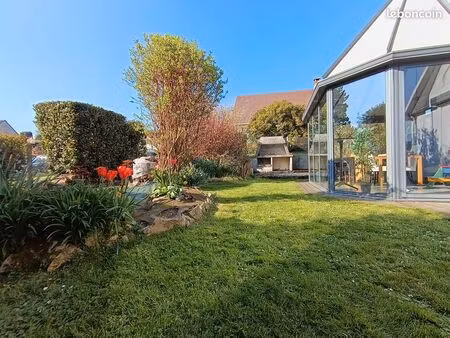 belle maison 5 chambres  sans travaux  au calme  avec jardin  proche écoles et centre mont