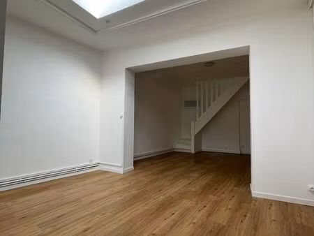 maison centre-ville pérenchies rénovée - 5 chambres