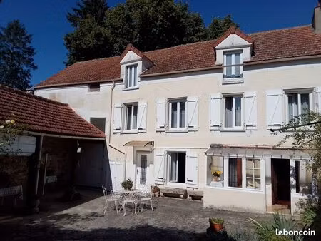 maison individuelle 110 m² et dépendances