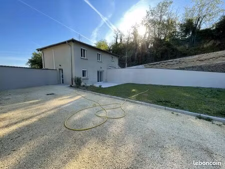 maison 4 pièces 74 m²