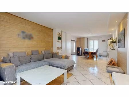 maison 6 pièces 146 m²
