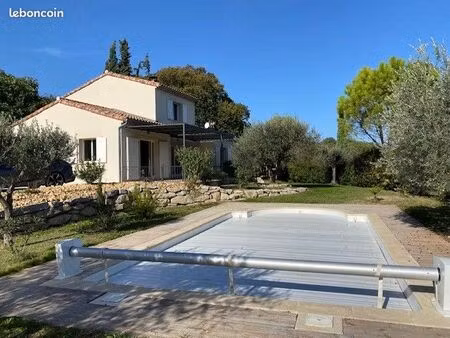 villa a vendre a malaucene