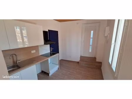 appartement t1 bis - 2ème étage - entièrement rénové - centre carpentras