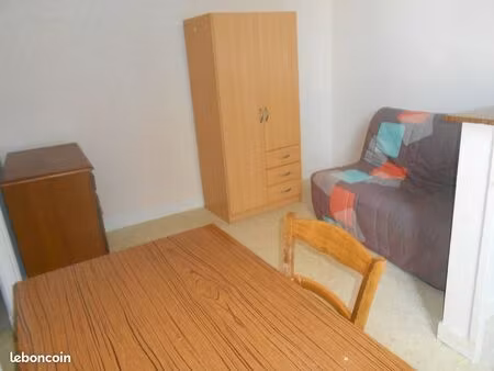 a louer studio meublé
