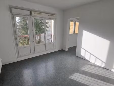 appartement 4 pièces 75 m²