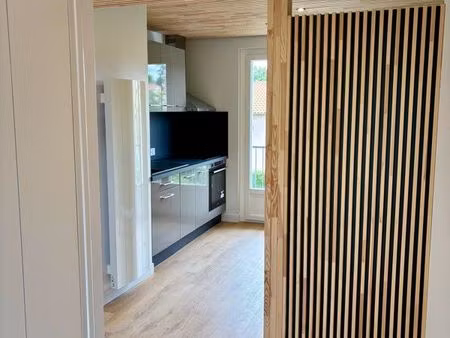 superbe appartement traversant t3 refait à neuf