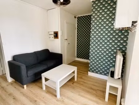 chambre 1 pièce 12 m²