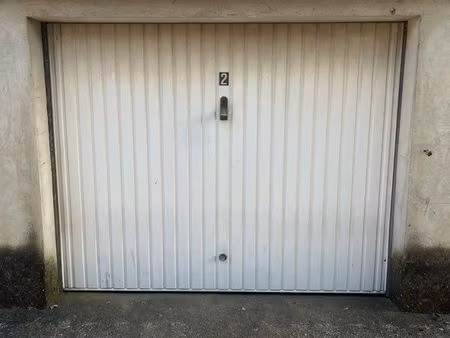 garage à louer