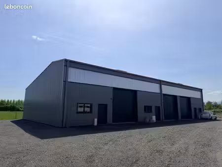 dépôt / local d’activité 150m2 neuf (lot b)