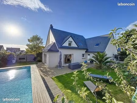 maison familiale moderne avec piscine – 1 km mer