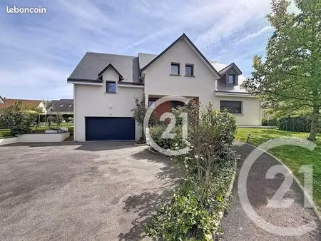 maison 8 pièces 180 m²