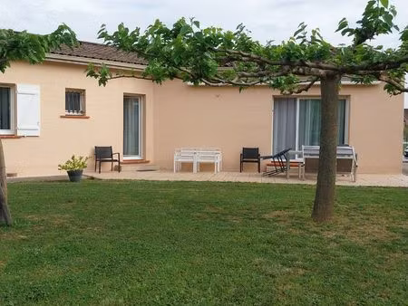 maison . 4 pièces . 111 m²