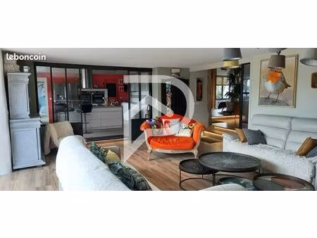 longère 12 pièces 377 m²