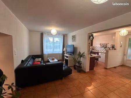 maison 100m2 2 chambres   terrasse   parking