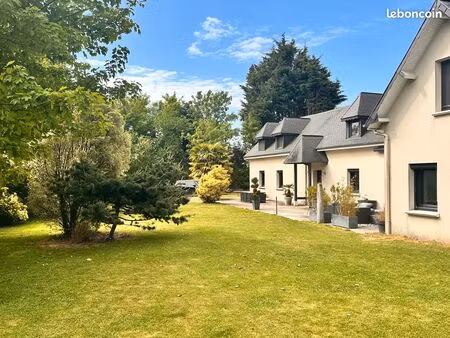 belle et grande propriété familiale