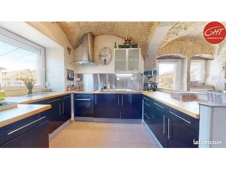 propriété 6 pièces 190 m²