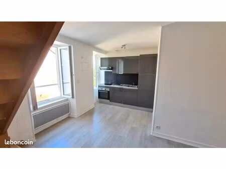 f2 duplex lumineux – carentan