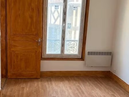location appartement f2