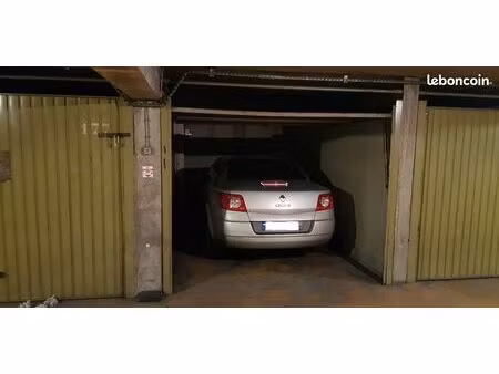 loue box parking paris 13
