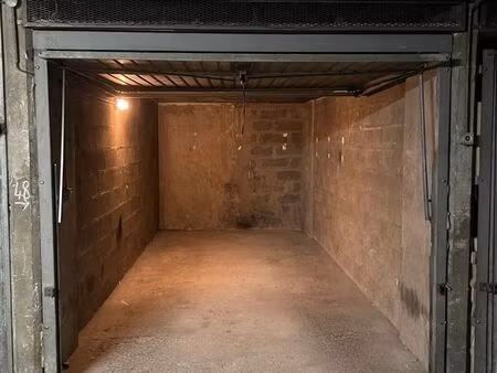 ?️ box fermé sécurisé à louer — paris 18e / rue marcadet
