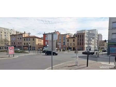 local commercial 137 m²