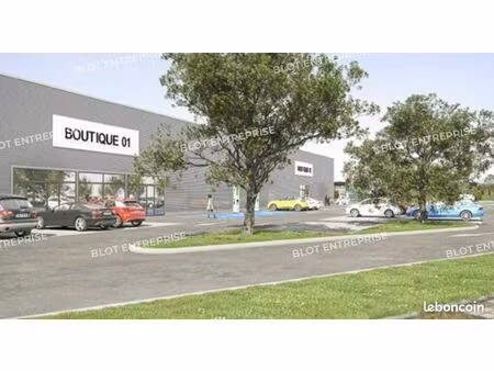 local commercial 940 m²