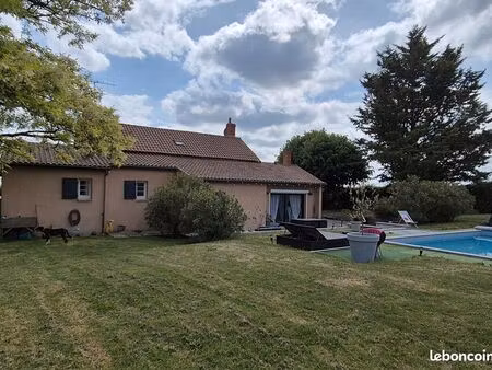 maison 5 pièces 192 m²