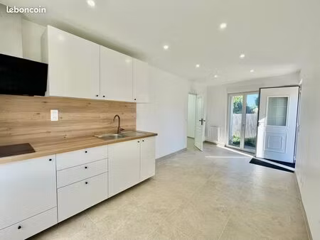 maison de 35m² avec jardin et place de parking  centre-ville  proche de la gare de dreux