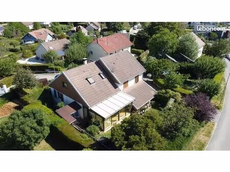 pavillon 6 pièces 125 m²