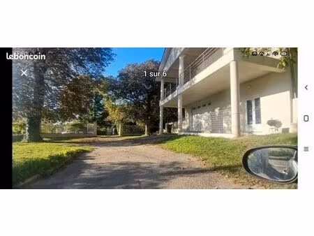 seyssuel loue joli appartement 60 m2 avec terrasse et jardin