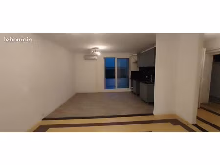 maison avec deux appartement