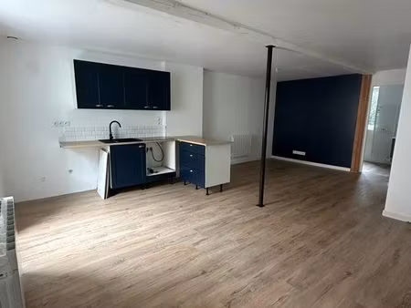 appartement t3 refait à neuf