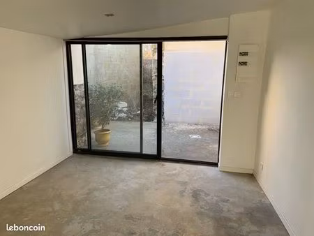 appartement t2 avec terrasse eau et électricité comprises