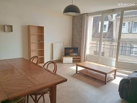 appartement meublé duplex