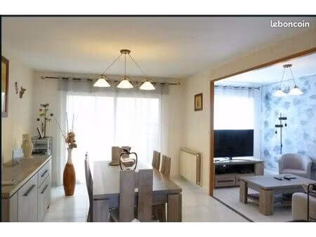 appartement 4 pièces 64 m²