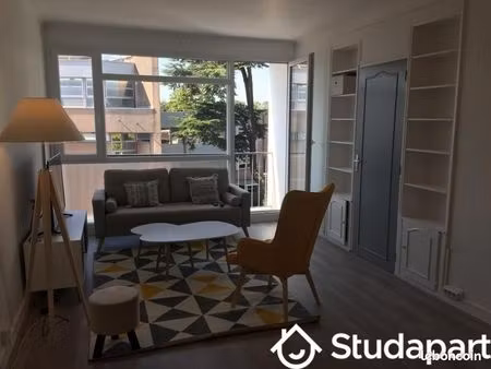 chambre 1 pièce 10 m²