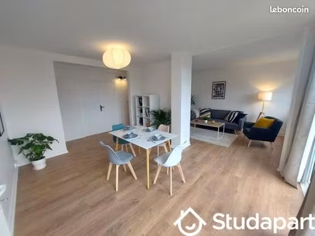 chambre 1 pièce 9 m²