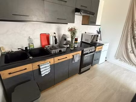 t2 entièrement rénové (-1 an) – centre scaër – 32 m² – dispo juillet 2026 (anticipation po