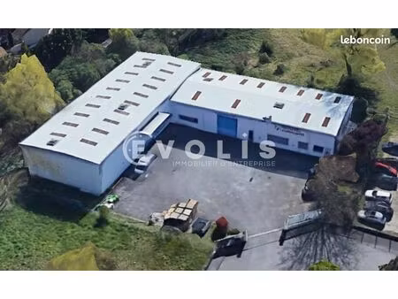 local industriel 1 015 m²