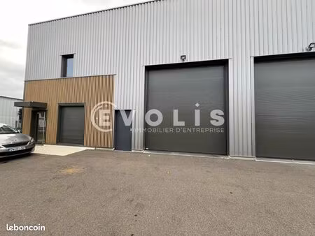 local d'activité 229 m²
