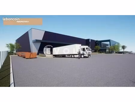 local d'activité 3 643 m²