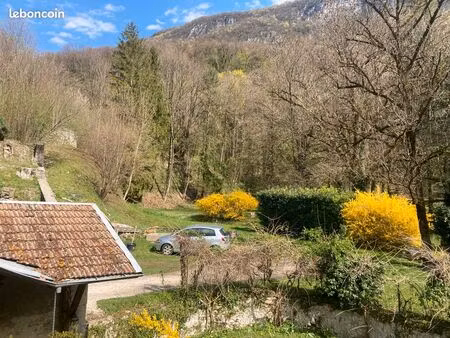 appartement 4 pièces 105 m² dans une charmante bâtisse