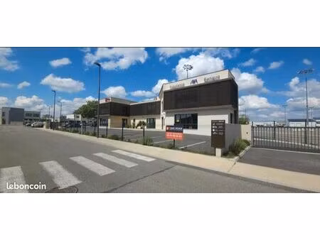 bureau à louer - zone du marché gare