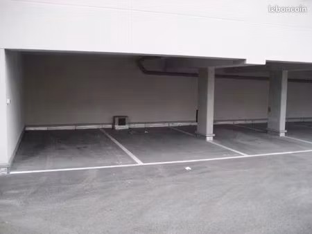 parking couvert rouen prox fac de droit