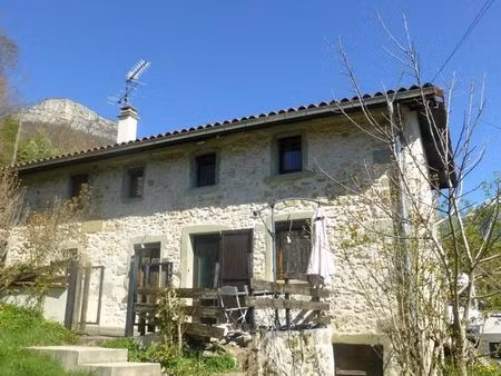 maison 4 pièces 104 m²
