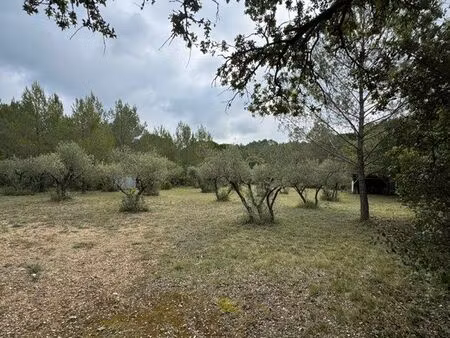 terrain de loisirs