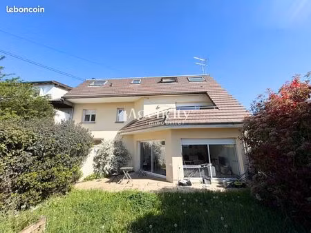 immeuble 145 m² mitry-mory