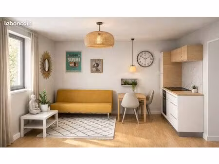 magnifique t2 rénové de 42 m² - centre historique ecusson