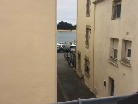 à louer à l’année maison individuelle